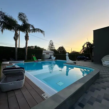 Villa Con Piscina Vicino Al Mare - Mazara Del Vallo Vendégház